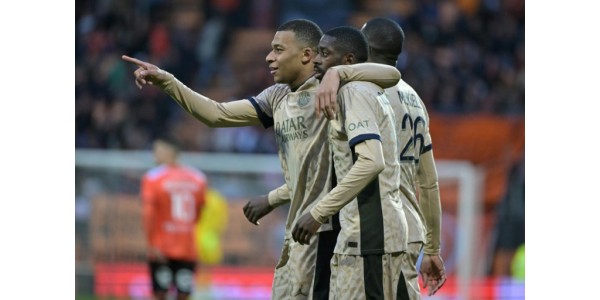 Kylian Mbappé opiskelee lujasti parantaakseen erilaisia taitoja
